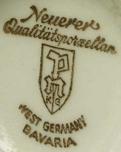 Neuerer-Porzellan-Logo 2
